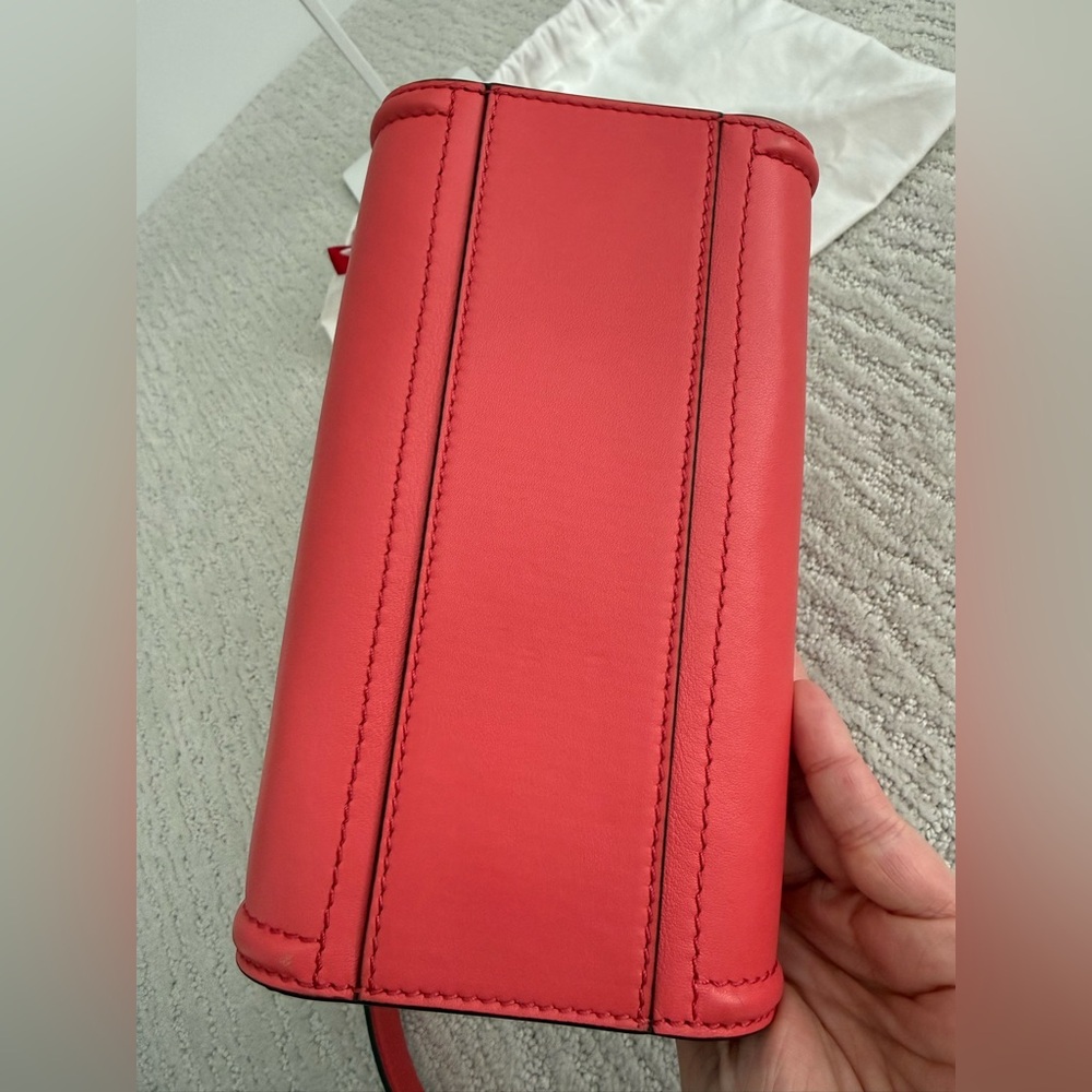 Alexander McQueen Short Story in coral $2,290 - Picture 11 of 15